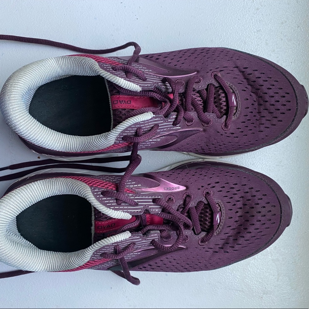 Brooks dyad 9.5d (wide)